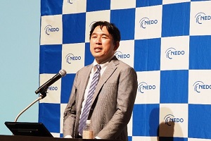 講演する豊橋技術科学大学 澤田教授の写真